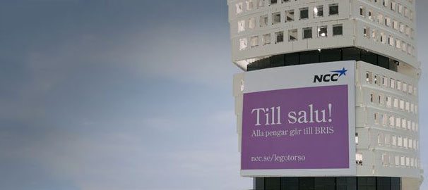 Turning Torso säljs på auktion i Stockholm