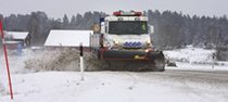 Ny teknik och nya regler ska effektivisera vinterväghållningen