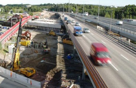 Kreativa lösningar vid brobygge i Rotebro