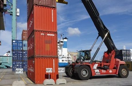 Rekordvolymer i Stockholms Hamnars containerterminal