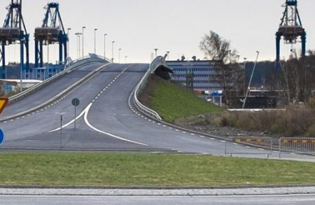 Bron i hamn