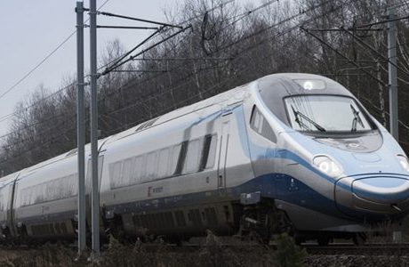 Alstoms Pendolinotåg börjar gå i kommersiell trafik