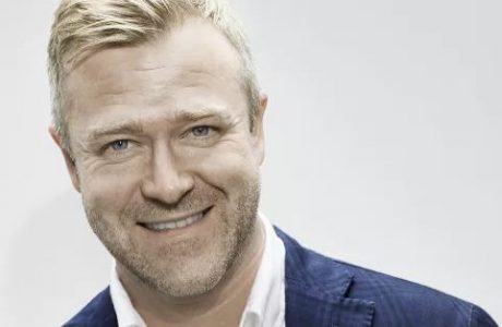 Wachenfeldt klättrar till toppen på Krook & Tjäder