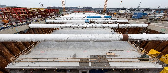 Tunnelelement till Marieholmstunneln byggs i torrdocka. Foto: Kasper Dudzik.