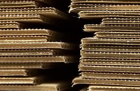 Stora Enso avyttrar kartongmaterialverksamhet