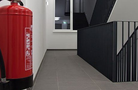 Därför får du inte ställa saker i trapphuset