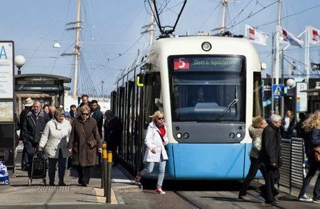Spårvagnstillverkaren tvingas betala 120 miljoner
