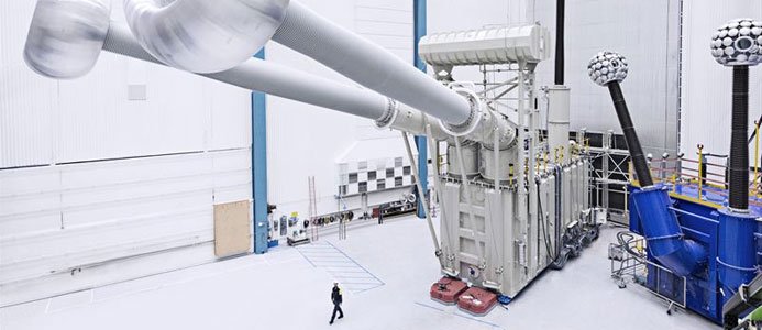 Världens kraftfullaste UHVDC-transformatorer