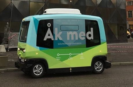 Självkörande bussar får grönt ljus