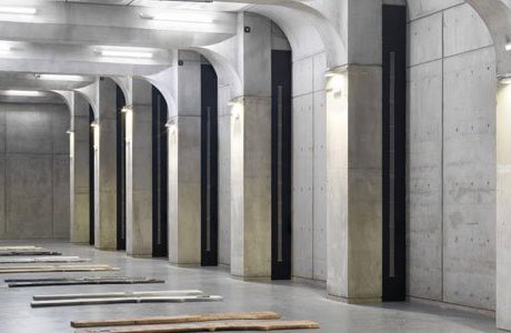 Konstnär och arkitekter i samarbete på Skeppsbron