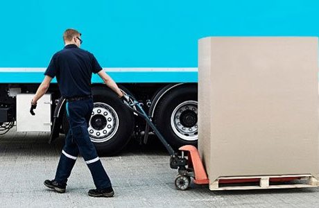 PostNord bygger ut lager för att möta Bauhaus tillväxt