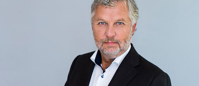 Bostadsminister Peter Eriksson kommenterar byggfukt problem