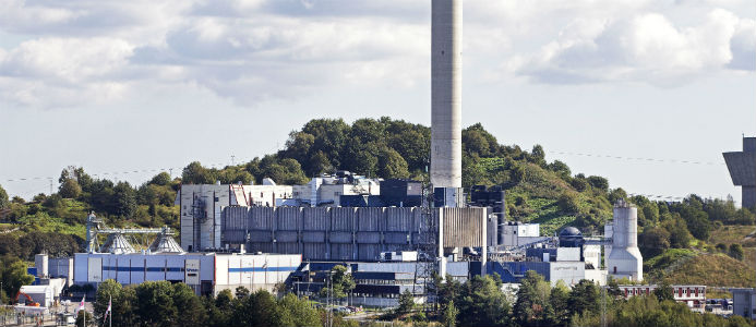 Högdalenverket, med skorsten som går ut ur bild. Foto: Stockholm Exergi/Hans Ekestång