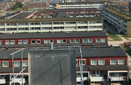 Riksbyggen installerar en av landets största solcellsanläggningar