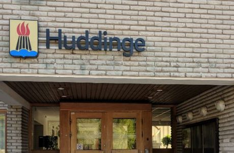 Huge Bostäder bröt mot lag – döms till böter på 220 000