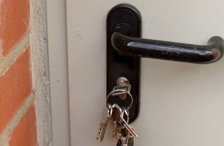 Stockholmarna tjänade 860 miljoner på att hyra ut sina bostäder