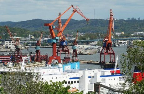 Fastighetsförvaltare utreds efter brister i bygge