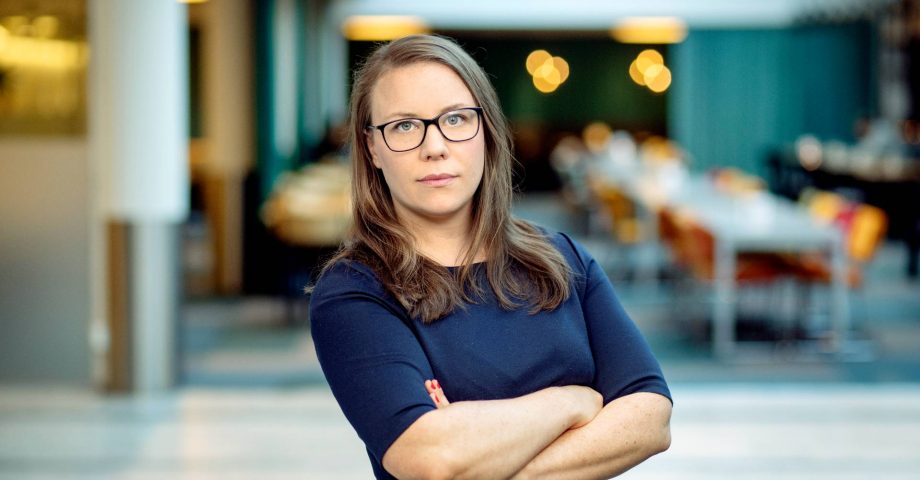 Efter bostadsraset: Regeringen håller krismöte