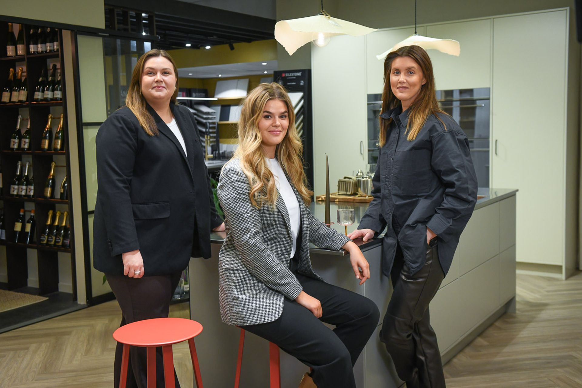 Rebecka Lundkvist, Julia Boman och Sofie Engman på Elon Bogården i Skellefteå