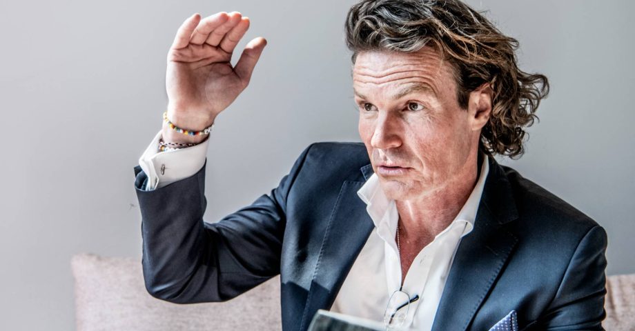 Rutger Arnhult lämnar Castellum
