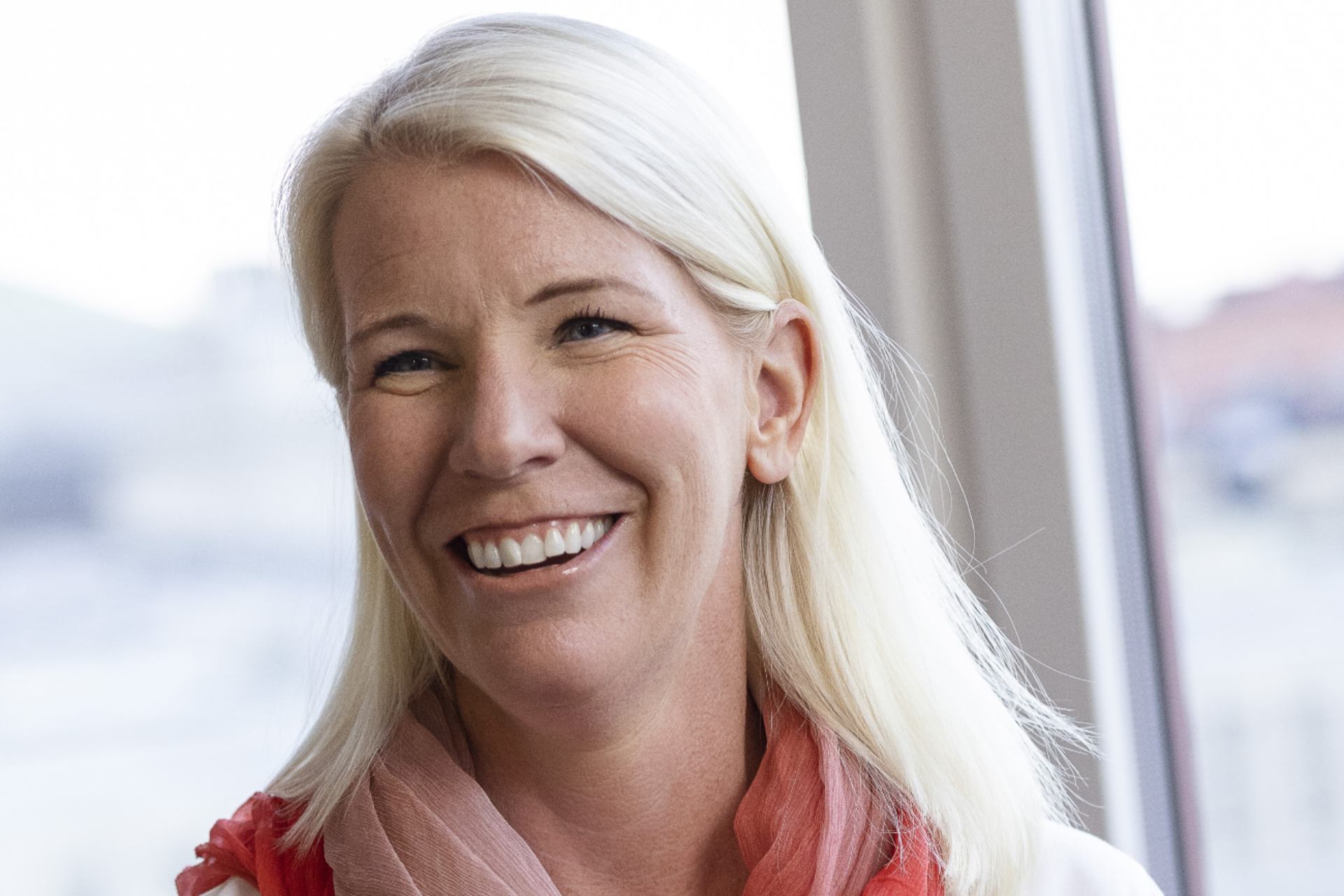 Amasten byter namn till Neobo