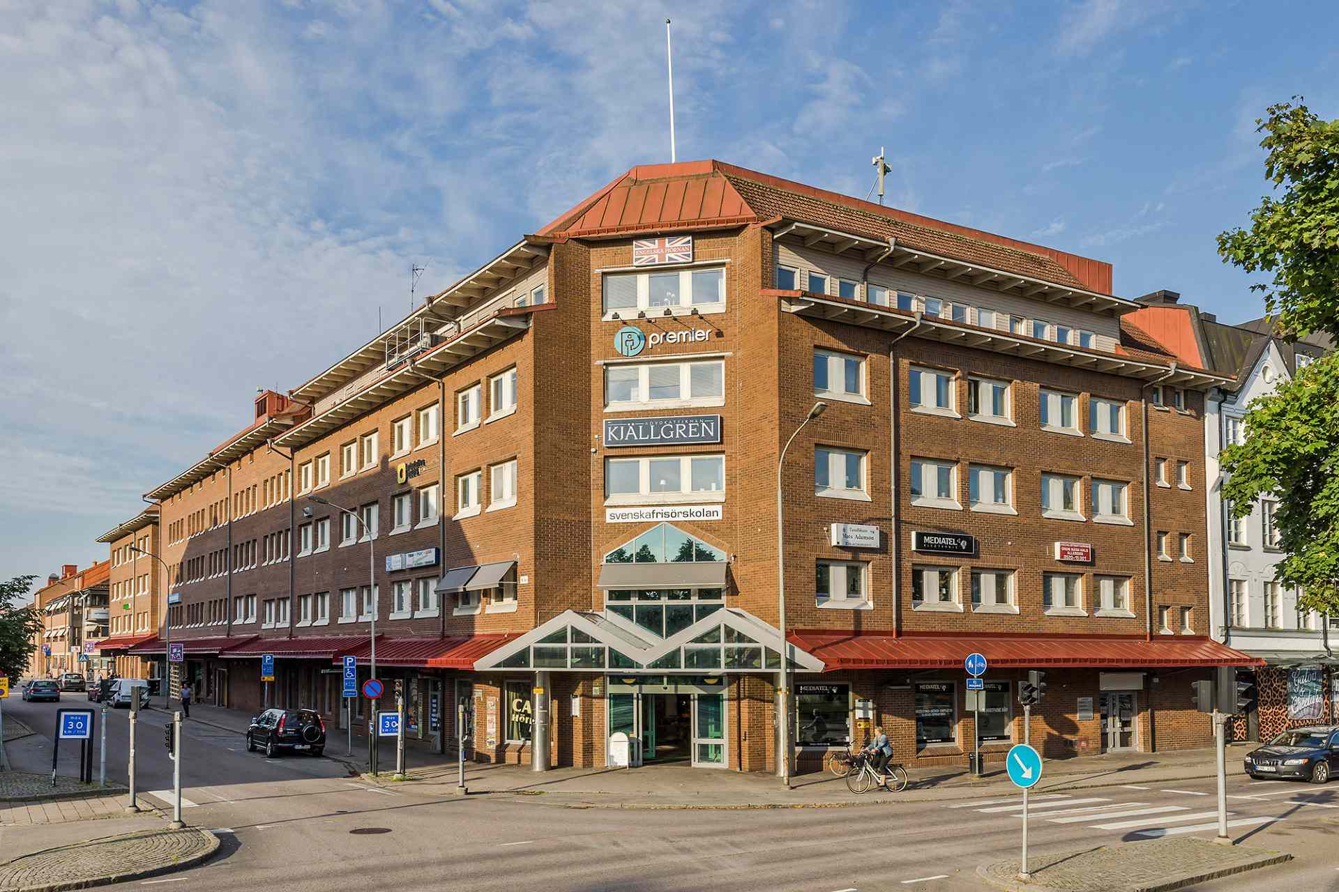 Götenehus köper dubbelt i Trollhättan