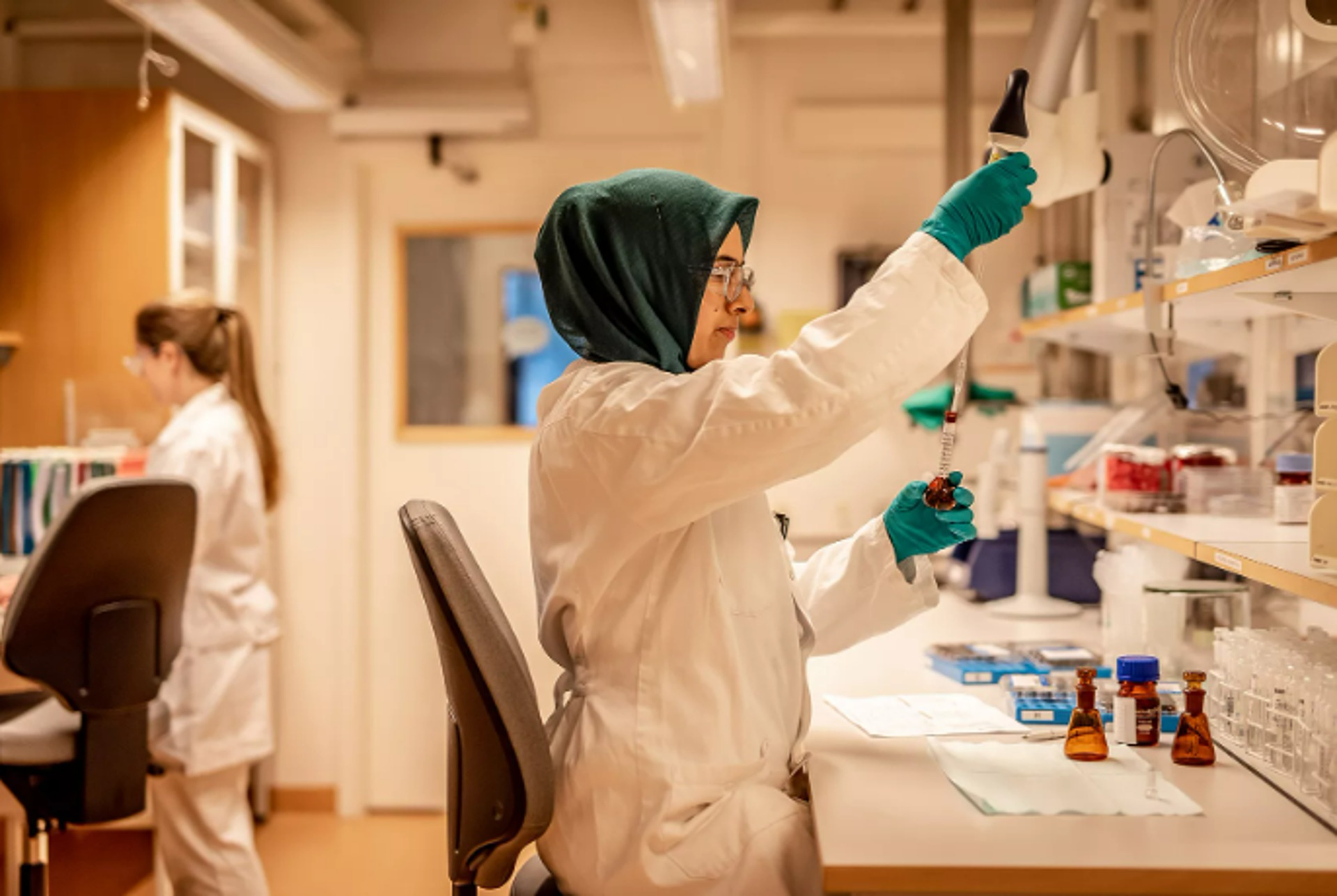 Läkemedelsproduktion i Södertälje. Bild: AstraZeneca