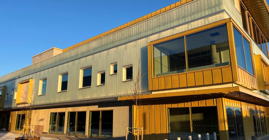 Dubbelt så stort bibliotek ska stärka Rosengård Logo
