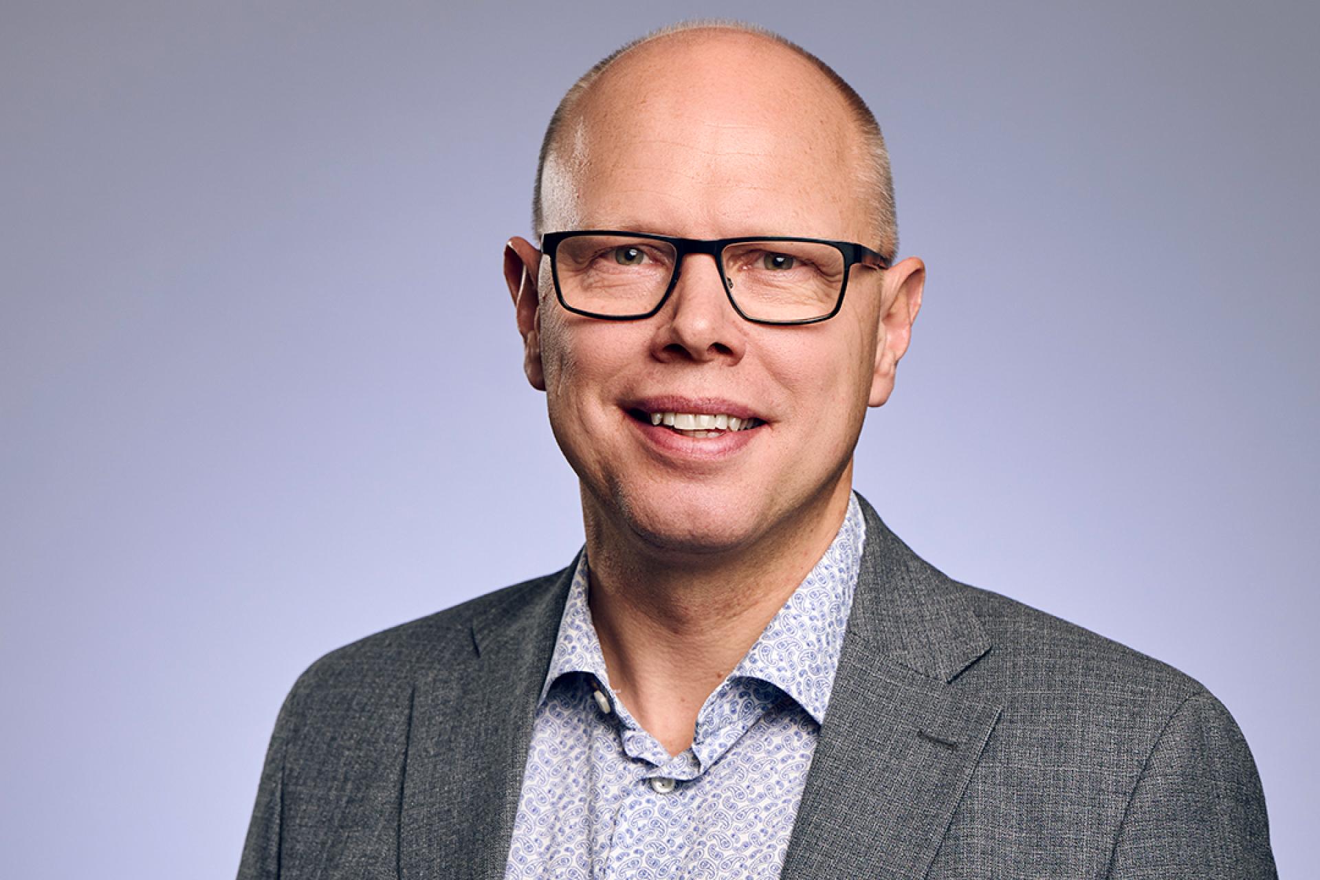 Tar plats i Svevias ledningsgrupp