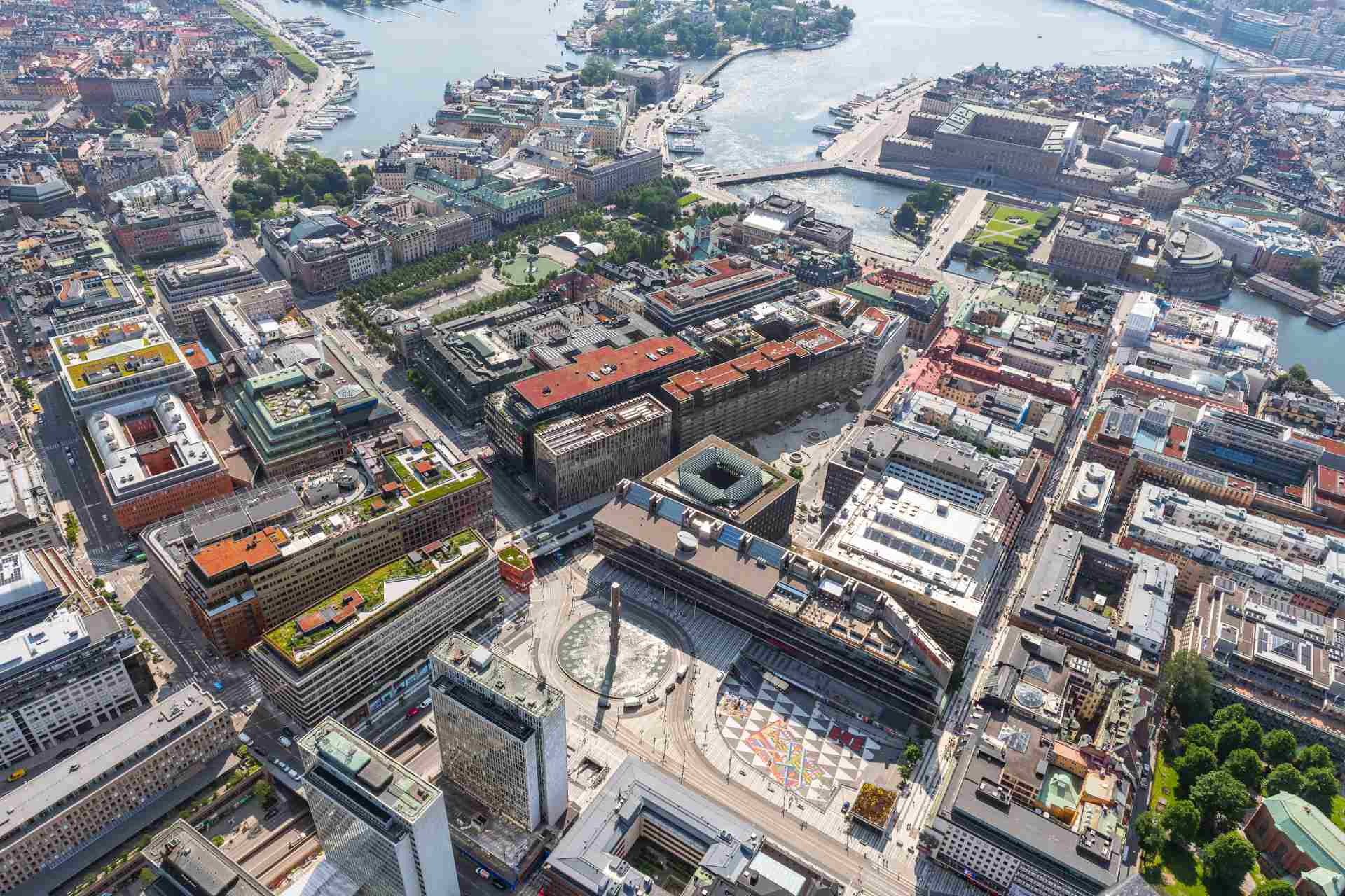 AMF hyr ut hel fastighet i centrala Stockholm