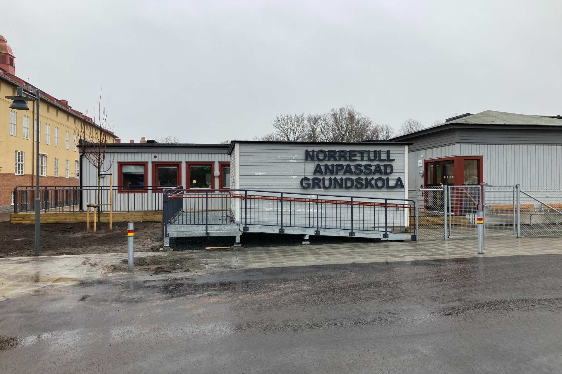 Högskolebyggnad har gjorts om till grundsärskola