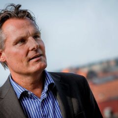 Serneke i bitter tomtstrid mot kommunen