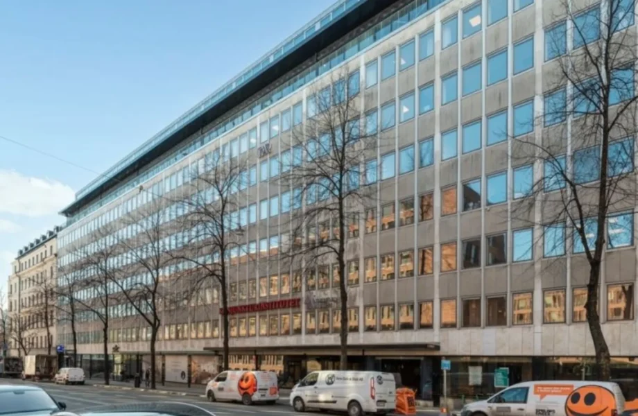 Köper fastighet i Stockholm för 1,5 miljarder