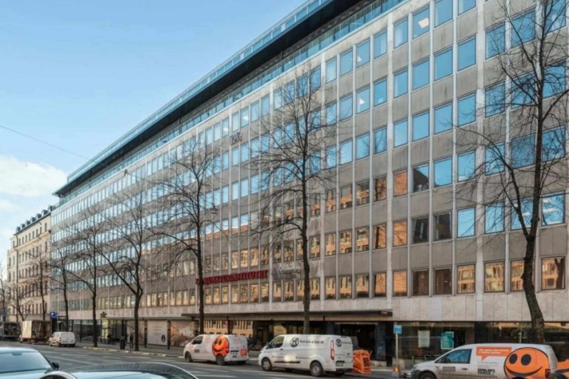 Köper fastighet i Stockholm för 1,5 miljarder