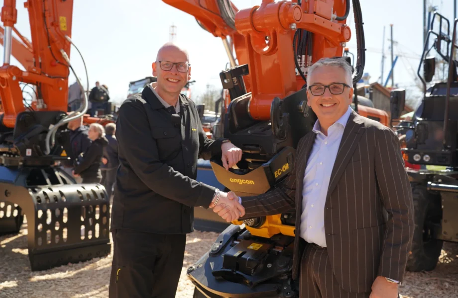Engcon landar avtal med Hitachi