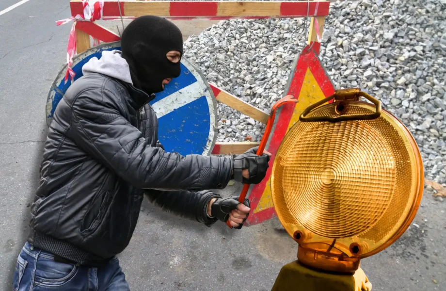 Farliga stölder vid bygge på E4: 
