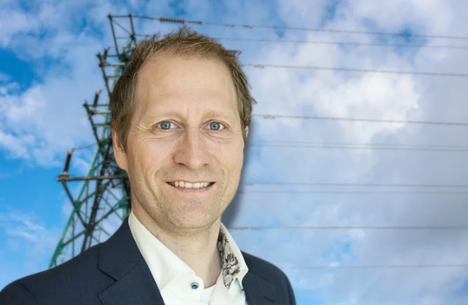 Slutar efter 19 år som vd – han ersätter