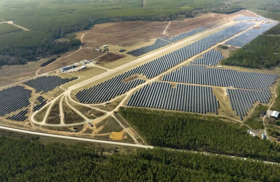 Nu är Sveriges största solpark igång: 