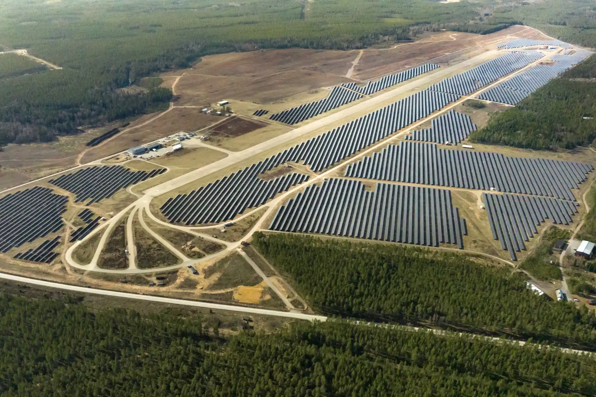 Nu är Sveriges största solpark igång: 