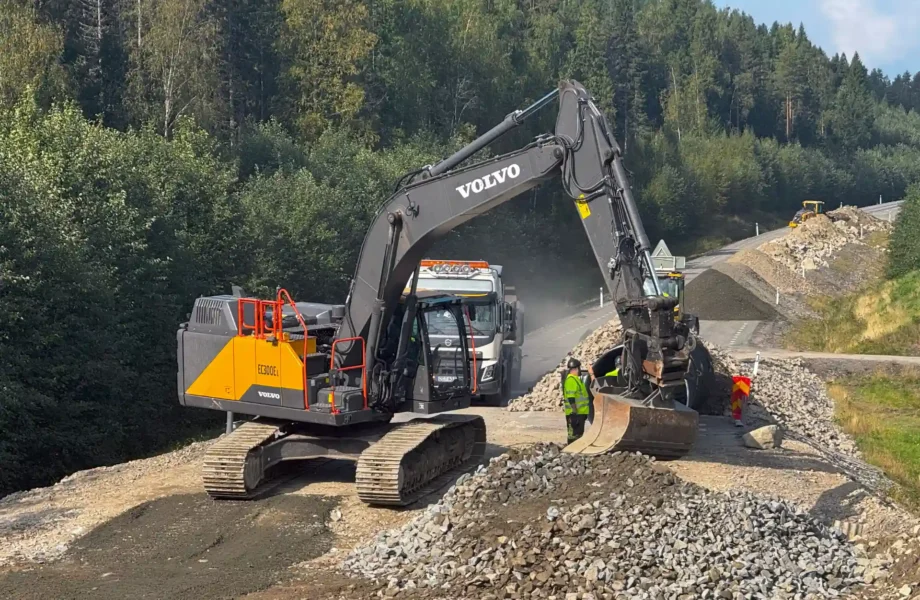 Oväder slår ut transporter - får dramatiska följder
