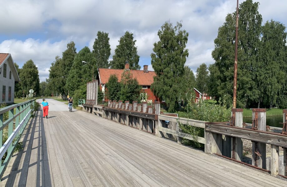 Jätten i tvist – tre broar riskerar att rivas