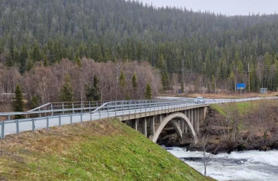 Finska jätten vinner två brobyggen i Sverige