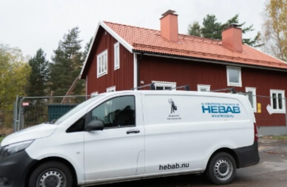Koncernen gör tre byggbolag till ett
