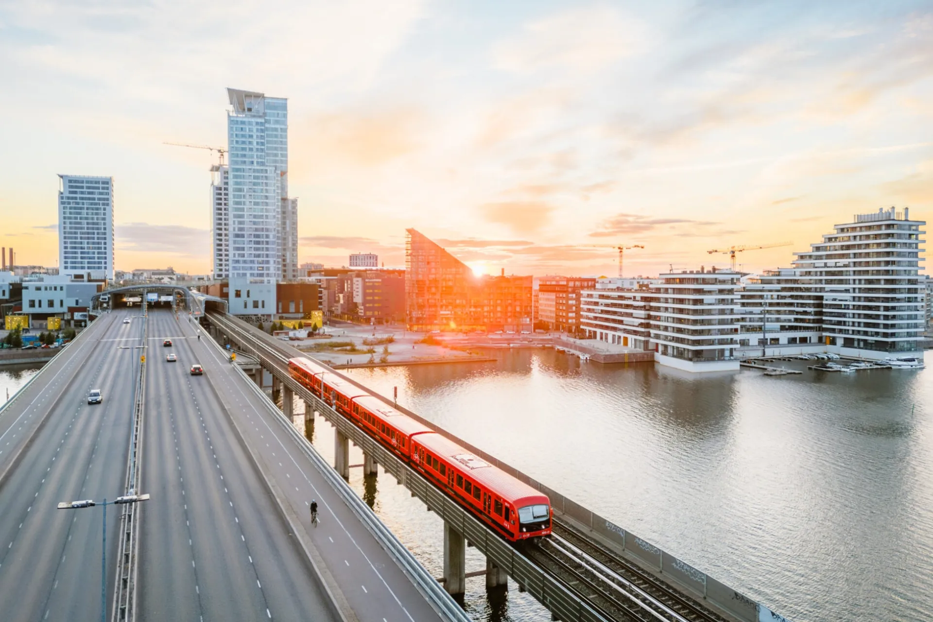 Utökar jätteprojektet med två broar