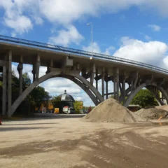 Klassiska bron kan rivas - de vill sätta stopp