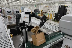Logistikbolaget anställer humanoida robotar